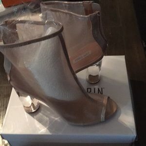 Mesh Tan clear heels